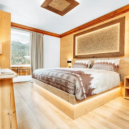 بيت ضيافة Le Gemme - Dolomites Escape Dosoledo